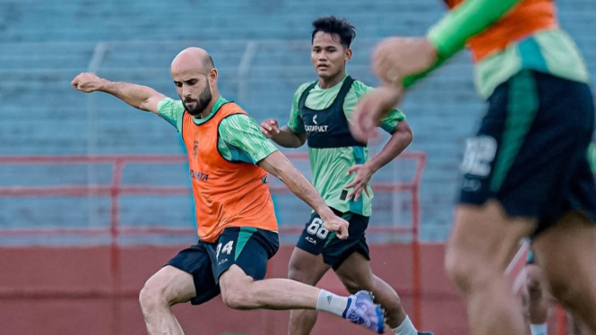 Latihan Pemain Persebaya Jelang Lawan Borneo FC (Sumber: Instagram Persebaya)