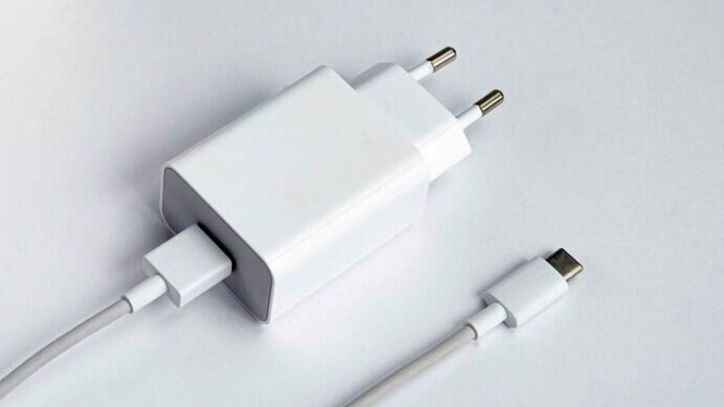 Charger HP