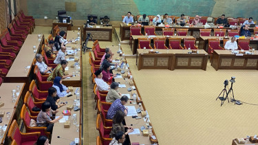 Aliansi Keterbukaan Sejarah Indonesia (AKSI) audiensi dengan Komisi X DPR RI, Senin, 19 Mei 2025