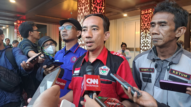 Sekretaris Jenderal Serikat Pengemudi Online Indonesia (Sepoi), Einstein