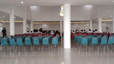 Pemeriksaan 50 Kepala Desa di Aula Islamic Center, Sumenep