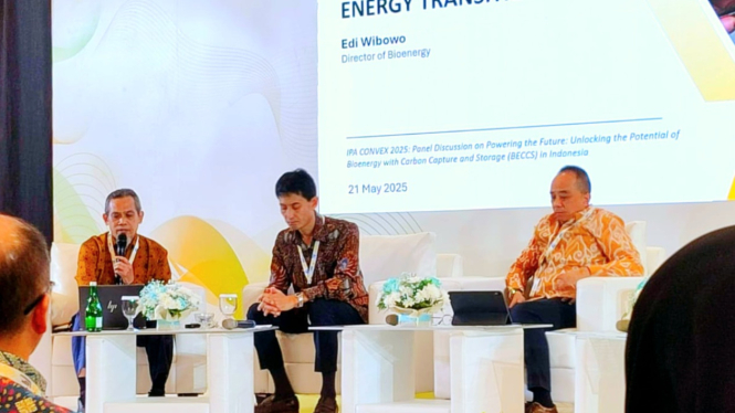 [Direktur Bioenergi Ditjen EBTKE Kementerian ESDM, Edi Wibowo, di acara IPA Convex 2025, ICE BSD, Tangerang, Banten, Rabu, 21 Mei 2025]