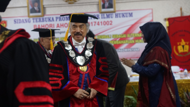 Ketua Senat Unkris, Prof. Gayus Lumbuun (Doc: Istimewa)