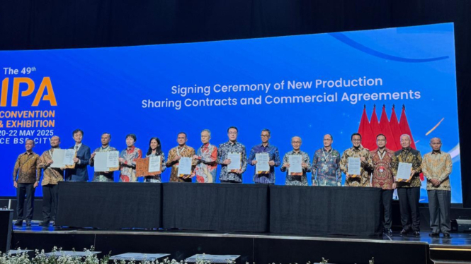 Penandatanganan HOA LNG dengan INPEX Masela di IPA Convex 2025