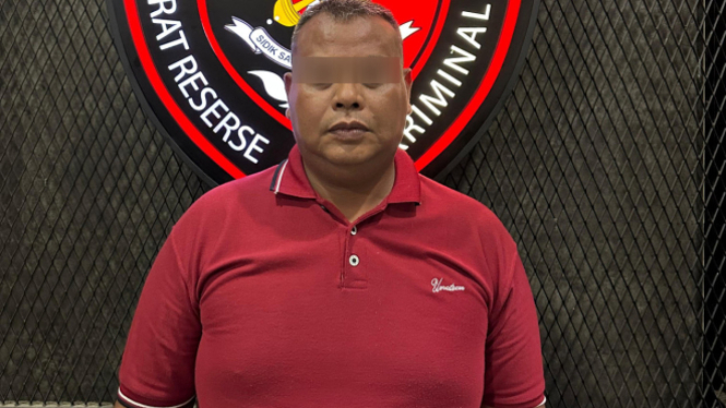 Pelaku penjambretan terhadap ibu desainer Didiet Maulana.