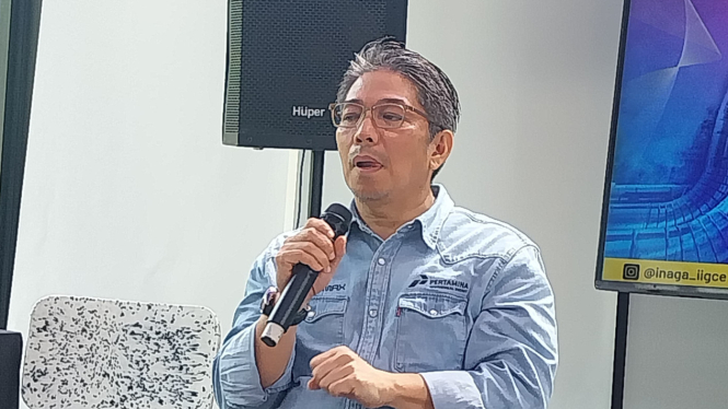 Ketua Umum Asosiasi Panasbumi Indonesia atau Indonesian Geothermal Association (INAGA), Julfi Hadi, dalam konferensi pers di kawasan SCBD, Jakarta Selatan, Kamis, 22 Mei 2025