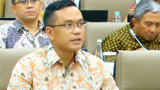 Direktur Utama PT Pertamina (Persero), Simon Aloysius Mantiri, dalam Rapat Dengar Pendapat (RDP) dengan Komisi VI DPR RI, Kamis, 22 Mei 2025