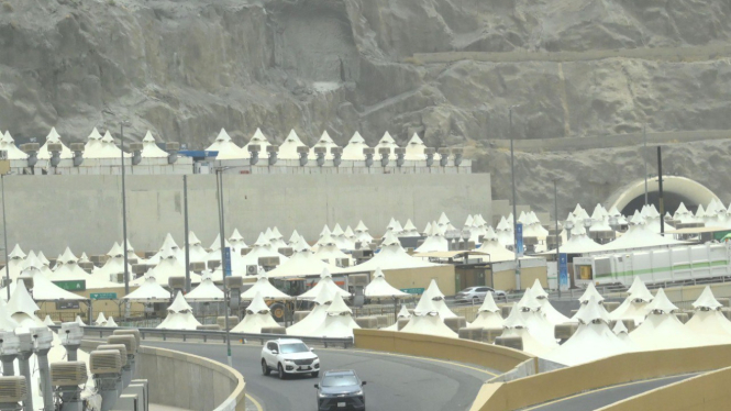 Penampakan tenda-tenda jemaah haji di Mina, Makkah, Arab Saudi, Rabu (21/5/2025)