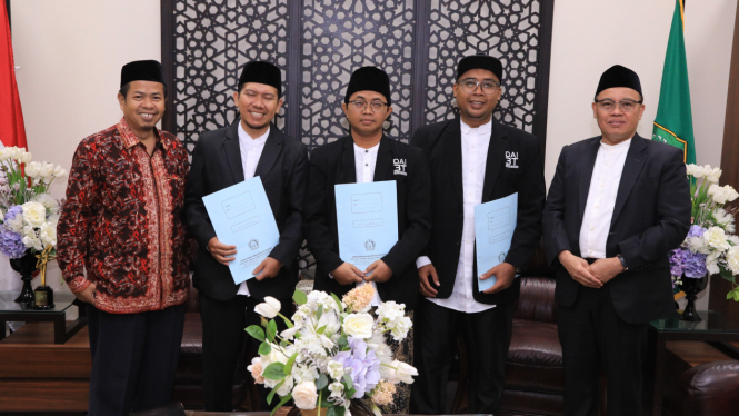 Dai 3T yang Dapat Penghargaan Anugerah Syiar Ramadan 2025