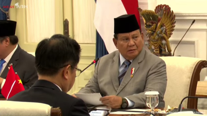 Presiden RI Prabowo Subianto menerima kunjungan PM China Li Qiang