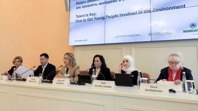 Wakil Ketua Komisi XII DPR RI, Putri Zulkifli Hasan di forum internasional Nevsky International Ecological Congress ke-11 di Tavrichesky Palace, St. Petersburg