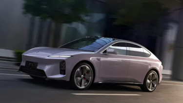 Mobil listrik NIO ET5 jarak tempuhnya lebih dari 1.000 kilometer