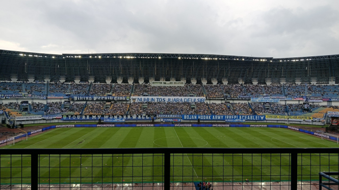 Stadion Gelora Bandung Lautan Api (foto: Dede Idrus) 
