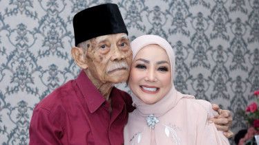 Kristina bersama ayahanda tercinta Bowo Sukiswo.