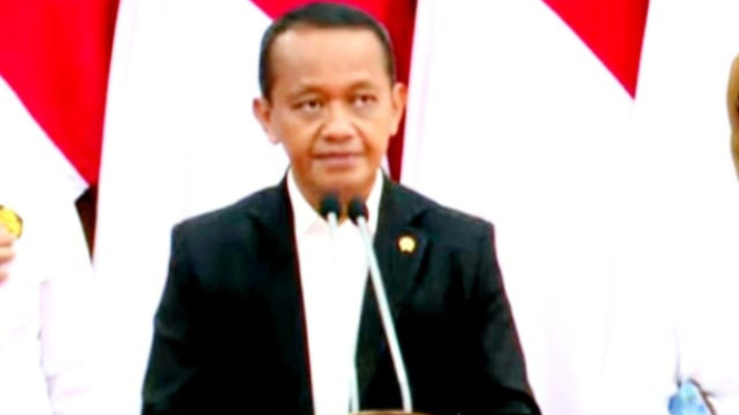 [Menteri ESDM, Bahlil Lahadalia, dalam konferensi pers di Kementerian ESDM, Jakarta, Senin, 26 Mei 2025