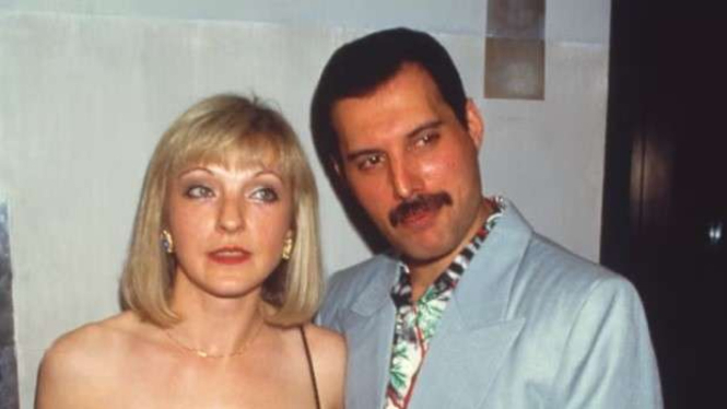 Freddy Mercury dan Mary Austin