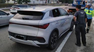 BYD Atto 3 di Malaysia tiba-tiba mati di jalan tol