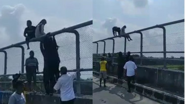 detik-detik percobaan bunuh diri di flyover Sragen