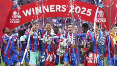 Crystal Palace juara Piala FA 2024/25