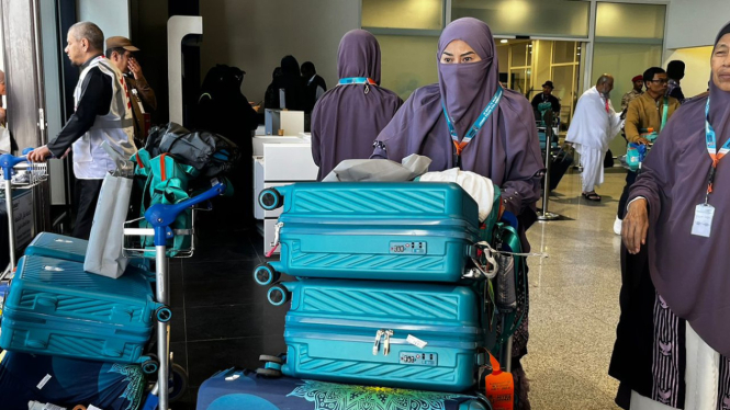 Jemaah haji khusus Indonesia tiba di bandara Internasional Taif