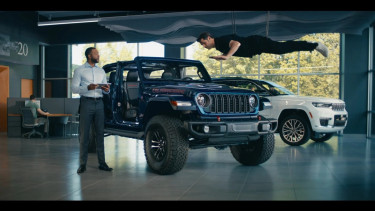 Mobil Jeep yang dipakai di film Mission: Impossible - The Final Reckoning