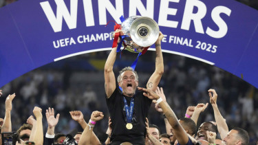 Pelatih PSG, Luis Enrique juara Liga Champions