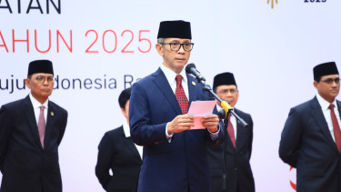 Ketua Dewan Komisioner OJK, Mahendra Siregar