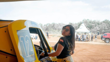 Liana Saputri.