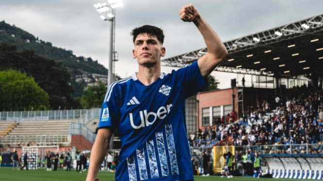 Alex Valle