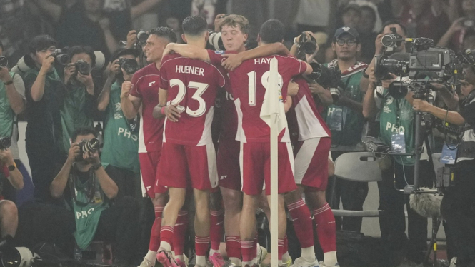 Pemain Timnas Indonesia rayakan gol Ole Romeny