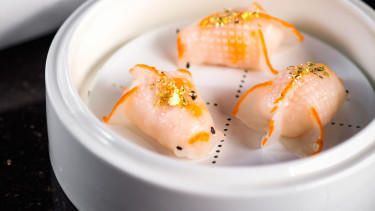 Steamed Dumplings with Cristal Blue Shrimps in Goldfish Shape