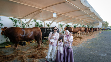 Juragan 99 dan Shandy Purnamasari.