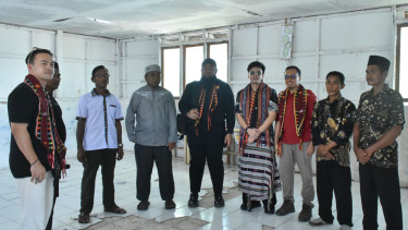 Atta Halilintar Renovasi Sekolah di Pulau Terluar NTT
