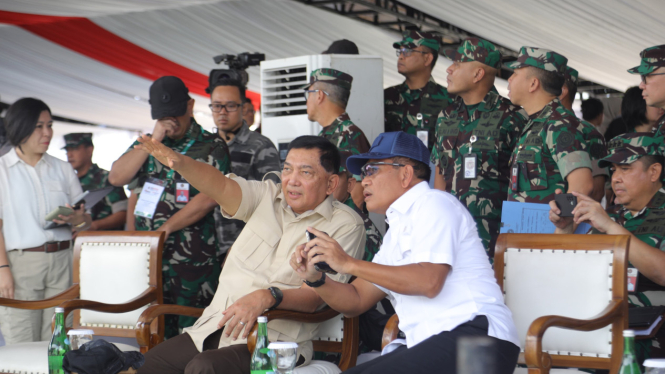 VIVA Militer: Menhan Sjafrie Sjamsoeddin cek kesiapan Indo Defence 2024