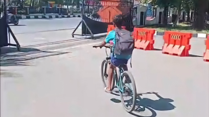 Adnan Prasetyo gowes dari Brebes ke Subang ingin ketemu Dedi Mulyadi