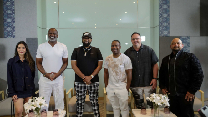 All-4-One, Brian McKnight, dan Raisa