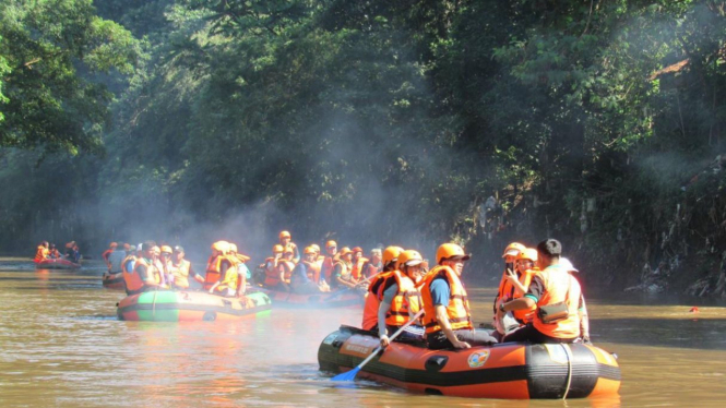 Arung Edukasi Ciliwung: Satukan Alam, Budaya, dan Masa Depan