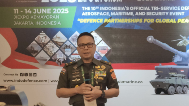 VIVA Militer: Karo Infohan Setjen Kemhan RI Brigjen TNI Frega Wenas