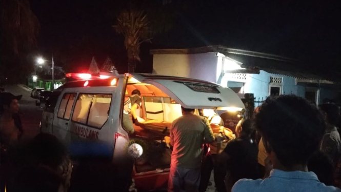 Evakuasi jasad WNA asal Belanda yang tewas di Sumbawa