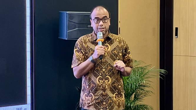 Direktur PT Bumi Resources Tbk Herwin Hidayat