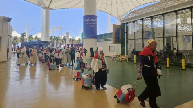 Kepulangan jemaah haji Indonesia melalui bandara AMAA, Madinah