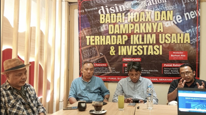 Diskusi bertajuk Badai Hoaks dan Dampaknya terhadap Iklim Usaha dan Investasi