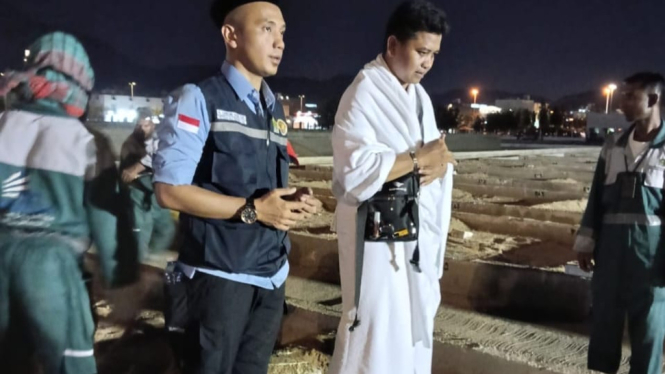 Zarkoni Hasbi Suid, Petugas Layanan Lansia PPIH Arab Saudi Daker Makkah di Pemakaman Soraya