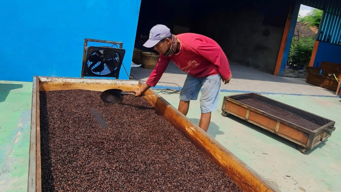Kopi Lelet.