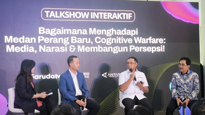 Kepala Kantor Komunikasi Kepresidenan atau PCO, Hasan Nasbi dalam acara Talkshow Interaktif bertajuk 'Bagaimana Menghadapi Medan Perang Baru, Cognitive Warfare: Media, Narasi dan Membangun Persepsi', Senin, 16 Juni 2025