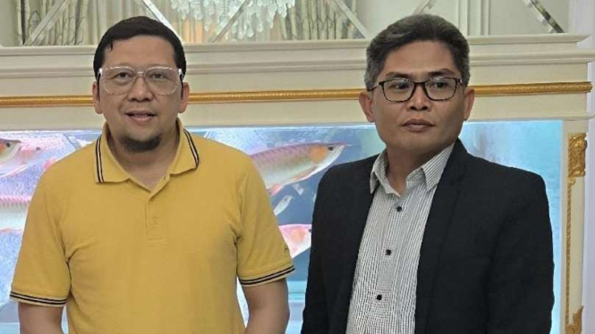Foto bersama Ahmad Doli Kurnia