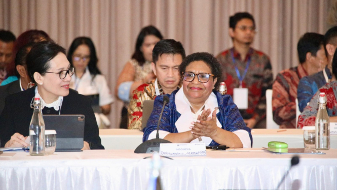 Wakil Menteri Dalam Negeri (Wamendagri), Ribka Haluk