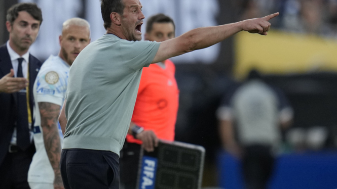 Pelatih Inter Milan, Cristian Chivu