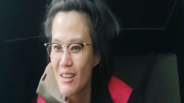 Tersangka kasus dugaan perintangan penanganan perkara Marcella Santoso.