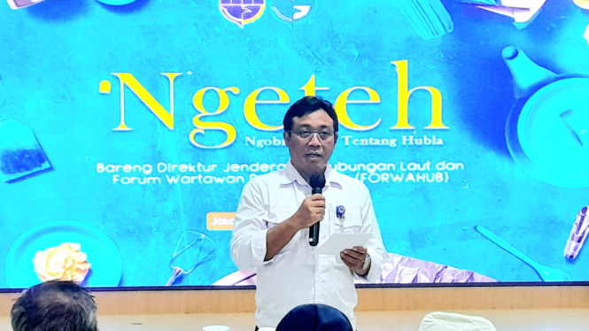 [Direktur Jenderal Perhubungan Laut Kementerian Perhubungan, Muhammad Masyhud, dalam diskusi di kantor Kementerian Perhubungan, Jakarta, Rabu, 18 Juni 2025]